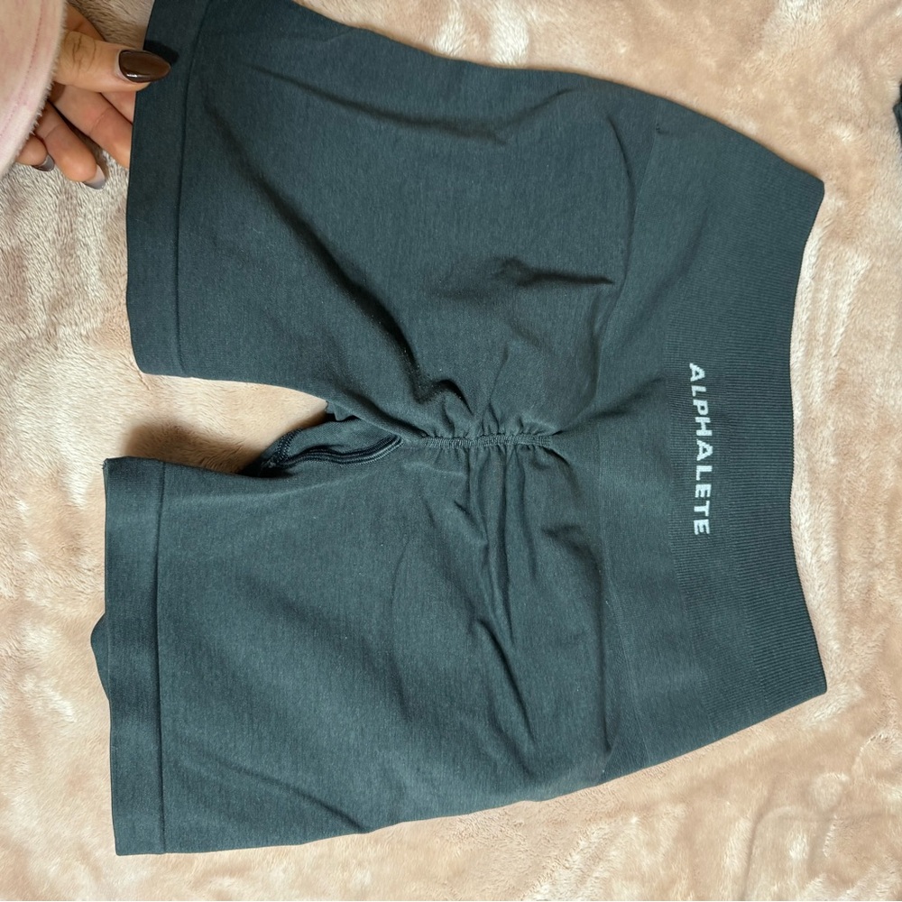 Alphalate Amplify Short Small
